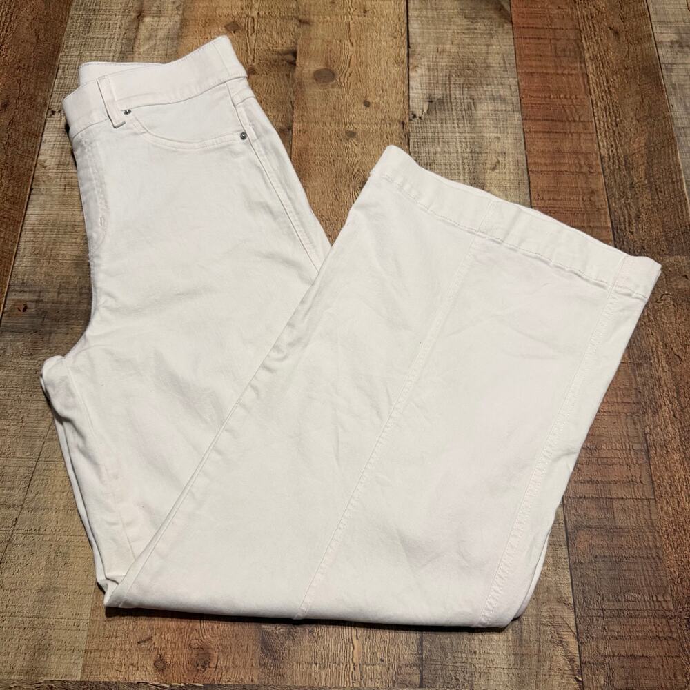 SPANX Women's White Denim Wide Leg Pull On Jeans Sz LP Festival Boho Minimalist